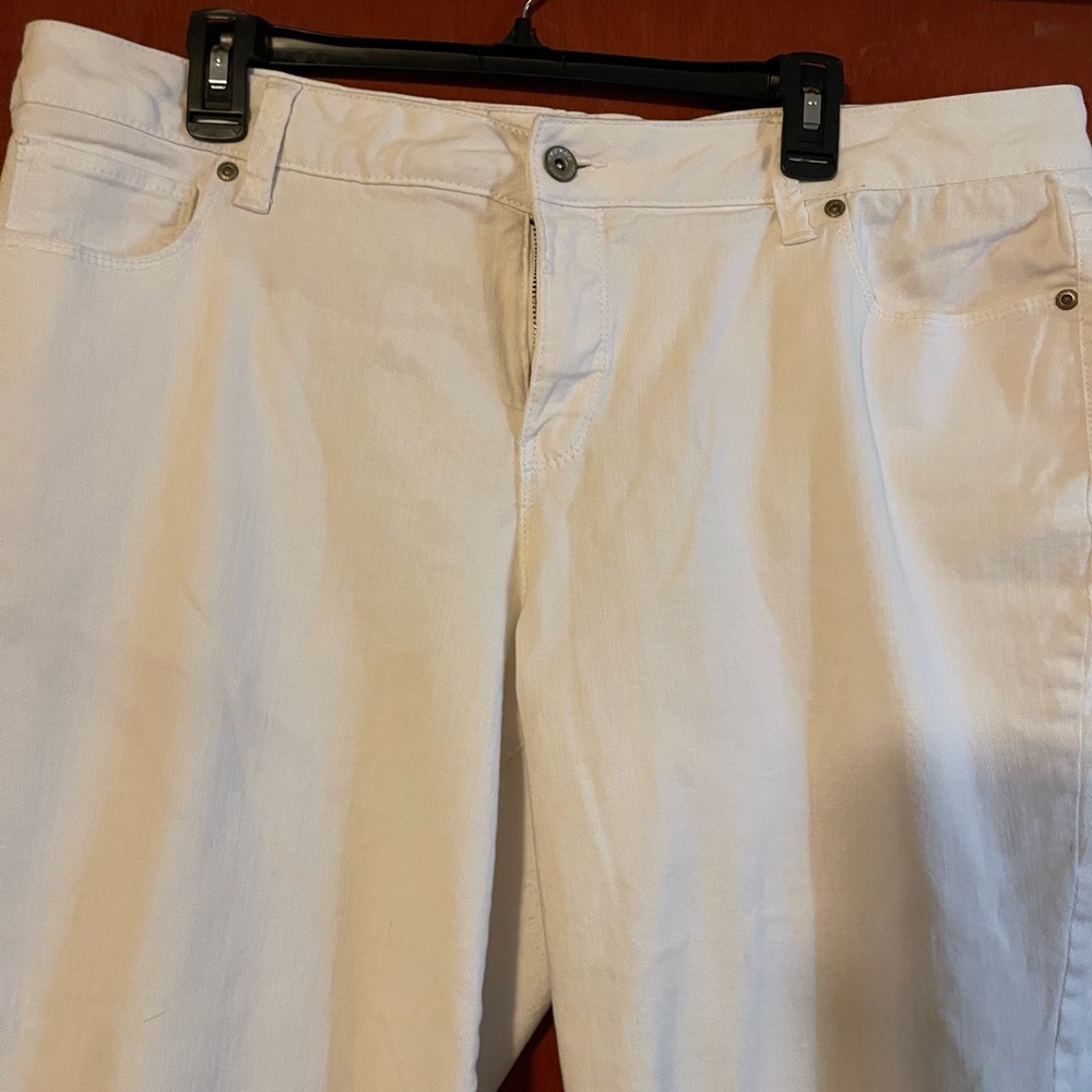 Women’s Capris